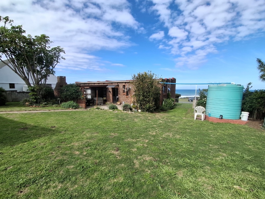 3 Bedroom Property for Sale in Winterstrand Eastern Cape